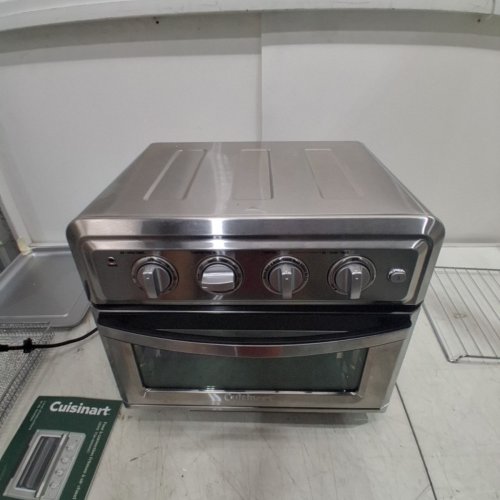 CUISINART COUNTERTOP AIRFRYER AND TOASTER OVEN - 1800W - 0.6 CU.FT - SILVER (MODEL: TOA-60C) image 3