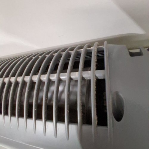 SEVILLE CLASSICS ULTRASLIMLINE OSCILLATING TOWER FAN WITH TOUCH CONTROL AND REMOTE CONTROL - 40" - SILVER (MODEL: 1272802) image 4