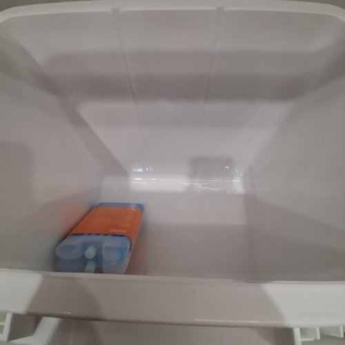 ASTROAI ELECTRIC PORTABLE THERMOELECTRIC CAR COOLER - 26QT - TEAL (MODEL: LY0324A) image 4