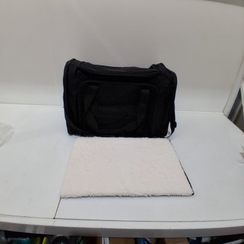 COLLAPSIBLE PET CARRIER - 19.5" X 12" - BLACK image 2