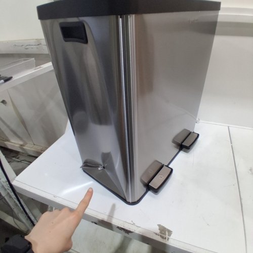 THE STEP N' SORT SOFT STEP DUAL TRASH AND RECYCLING BIN - 70L / 35L EACH SIDE - SILVER (MODEL: 900702) image 4