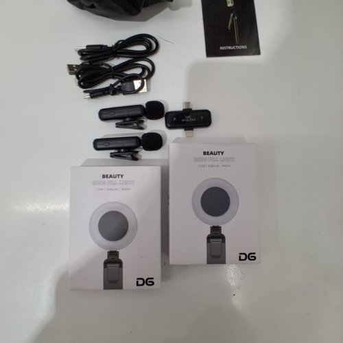 YAYUSI VLOGGING KIT, AUTO TRACKING TRIPOD WITH RING LIGHT, MICROPHONES, REMOTE CONTROL - BLACK (MODEL: C19) image 5