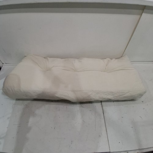 DURABLE TUFTED INDOOR/OUTDOOR BENCH CUSHION - 46" X 17" - CREAM image 3
