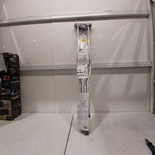 MEDLINE GUARDIAN STANDARD ALUMINUM ADJUSTABLE CRUTCHES - 5.2FT TO 5.10FT - ALUMINUM (MODEL: MDSV80535) image 2