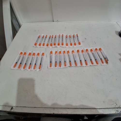 100PK DISPOSABLE SYRINGES FOR INSULIN INDIVIDUALLY SEALED PACKAGE - 1ML - CLEAR image 2