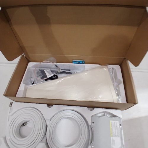 AMAZBOOST FCC APPROVED CELL PHONE SIGNAL BOOSTER WITH LCD DISPLAY - 5G COMPATIBLE WITH ALL CANADIAN & U.S CARRIERS - BOOSTS UP TO 5000 SQ. FT (MODEL: A1 PLUS) image 6