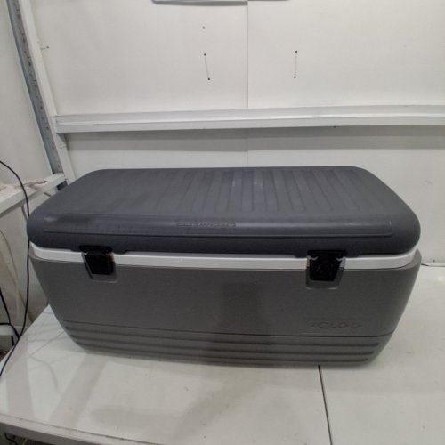 IGLOO QUICK & COOL SUPERTOUGH POLAR INSULATED XL COOLER WITH REINFORCED HINGES - 120QT, FITS 188 CANS - DARK GREY image 2