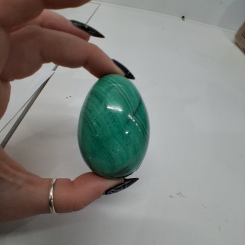 SMOOTH POLISHED MALACHITE DECORATIVE EGG WITH NATURAL SWIRLING image 3