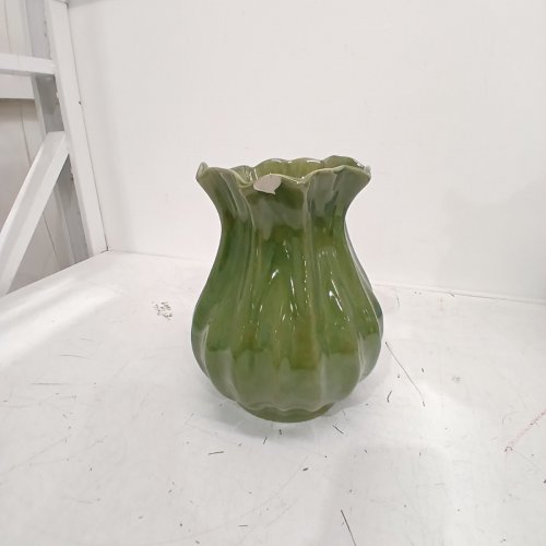 HEARTH & HAND SCALLOPED CERAMIC VASE - GREEN image 4
