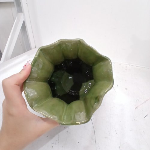 HEARTH & HAND SCALLOPED CERAMIC VASE - GREEN image 5