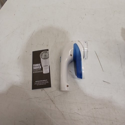 CONAIR RECHARGEABLE CORDLESS FABRIC SHAVER- WHITE image 4