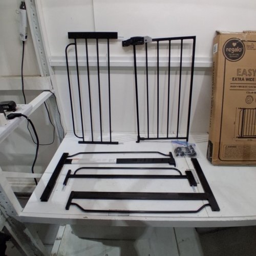 REGALO EASY STEP EXTRA WIDE SAFETY GATE - 29-49" X 30" - BLACK (MODEL: 1164 EB DS) image 2