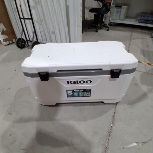 IGLOO MARINE ULTRA COOLER - 100QT - WHITE image 2