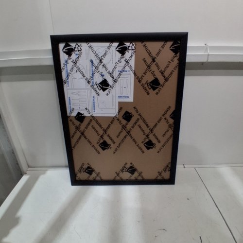 PICTURE/POSTER FRAME - 20" X 26" - BLACK image 2