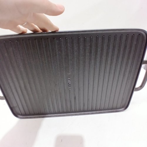 BOBBY FLAY X GREENPAN REVERSIBLE CAST IRON GRILL GRIDDLE - 16.75" X 11.4" - (MODEL: 1995033) image 3