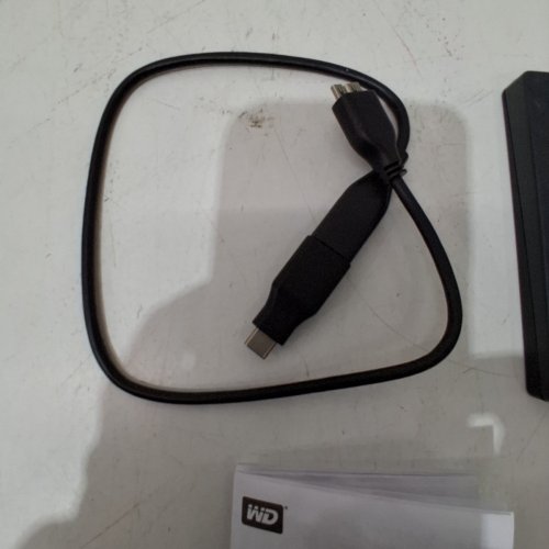 WD PORTABLE SLIM STYLE SSD MY PASSPORT - 2TB - BLACK (MODEL : WDBYVG0020BBK-WESN) image 5