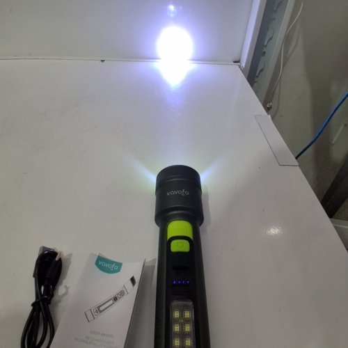 VAVOFO RECHARGEABLE ALUMINUM ALLOY FLASHLIGHT - BLACK (MODEL: KM-LV010) image 2