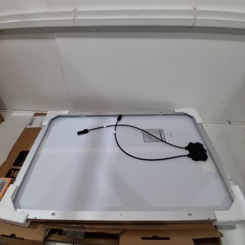 RENOGY MONOCRYSTALLINE SOLAR PANEL (COMPACT DESIGN) - 100W - 12V - 34" X 23" X 1" (MODEL: RSP100DC) image 3