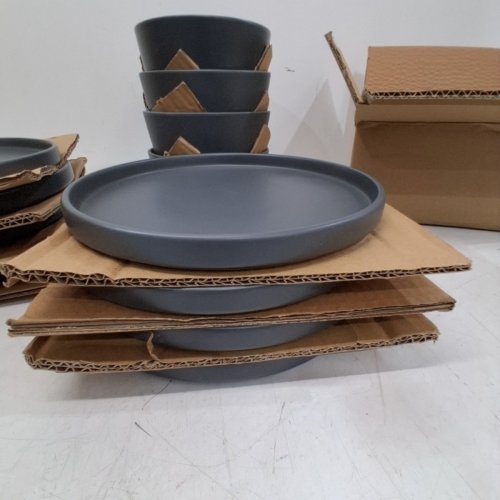 16PC STONE LAIN COUPE DINNERWARE SET-SERVICE FOR 4 - MATTE GREY (MODEL: BLB0200) image 4