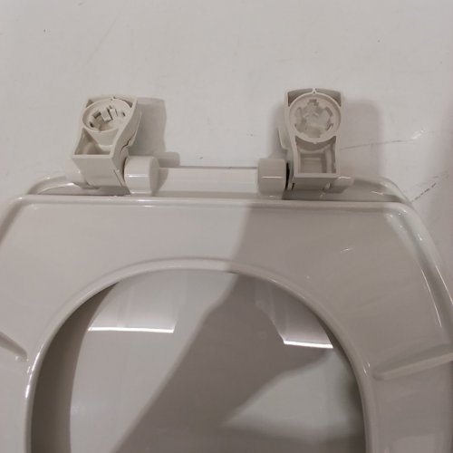 BEMIS ELONGATED PLUMBING FIXTURES TOILET SEAT - 18" - WHITE (MODEL: 7300SLEC000) image 4