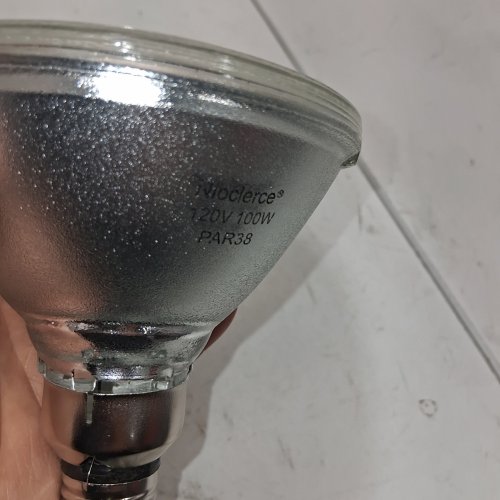 4PK NIOCLERCE HALOGEN PAR38 LIGHT BULBS - 100W / 120V - 2800 K - WARM WHITE image 4