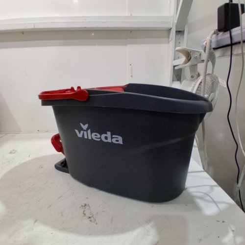 VILEDA EASYWRING BUCKET - BLACK/RED image 2