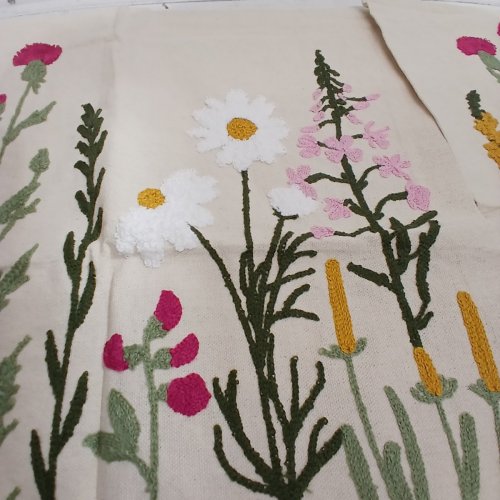 2PK FLORAL EMBROIDEREDTHROW PIOW CASES - 17.5" X 17.5" - MULTICOLOR image 3