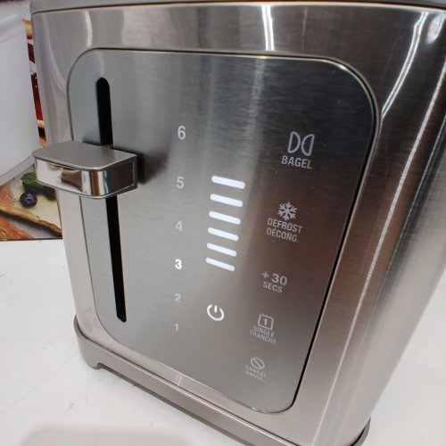 CUISINART 2-SLICE TOUCH SCREEN DIGITAL TOASTER - STAINLESS STEEL (MODEL: 2691349 / RBT-1680PCC-1PKC) image 2