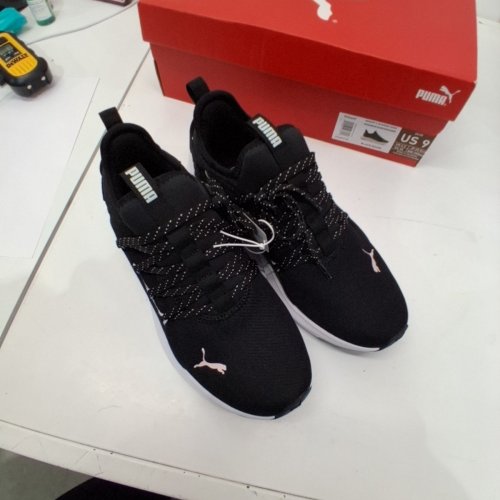 WOMEN'S PUMA RUNNING SHOES - SIZE 9 - BLACK (STYLE: 9556609/314317-01) image 2