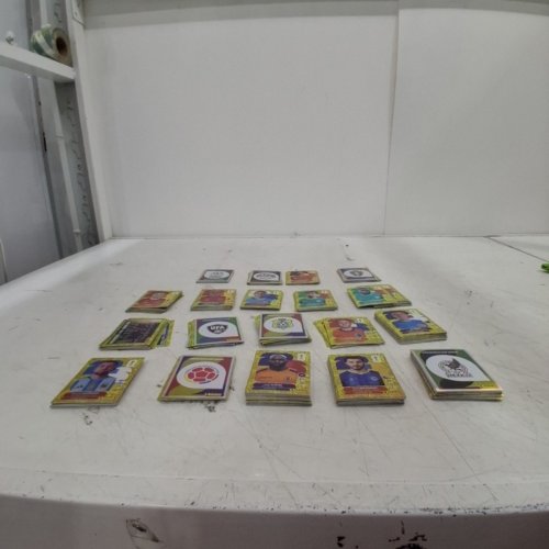 100+ UNOFFICIAL 2026 WORLD CUP GOLD FRAMED WORLS CUP STICKERS - LOGOS / TEAMS / PLAYERS image 4