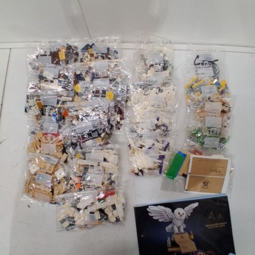 3155PC MINI BUILDING BLOCK HARRY POTTER HEDWIG PUZZLE SET - ASSORTED COLORS (MODEL:24001) image 3