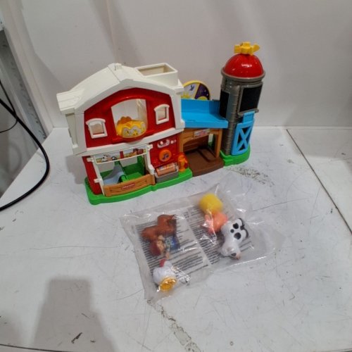 FISHER-PRICE LITTLE PEOPLE TODDLER TOY CARING FUN ANIMAL FARM PLAYSET - AGES 1+ - MULTICOLOR (MODEL: JNB87-9564) image 3