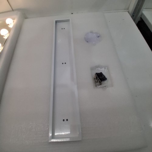 HOLLYWOOD VANITY MIRROR WITH LIGHTS - 100-240 V - WHITE (MODEL: CA-BDM8005-WH-5845-C) image 5
