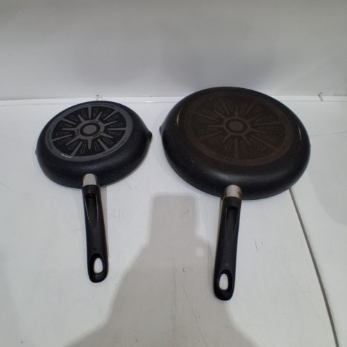 2PC T-FAL SIGNATURE NON-STICK PAN SET - 9.6" & 12" - BLACK (MODEL: B292S2DI) image 3