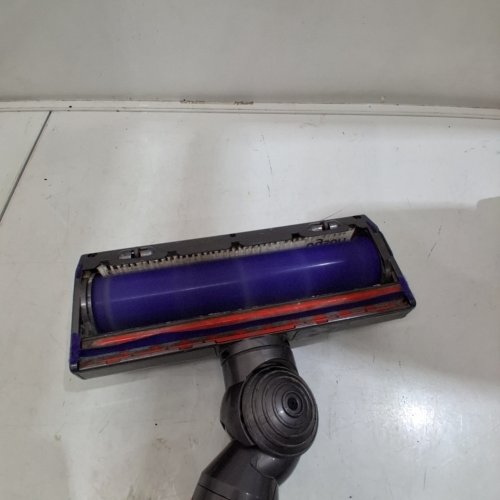 DYSON V8 RECHARGABLE HANDHELD STICK VACCUM - GREY/PURPLE (MODEL: SV25) image 2