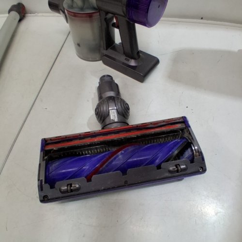 DYSON V8 RECHARGABLE HANDHELD STICK VACCUM - GREY/PURPLE (MODEL: SV25) image 9