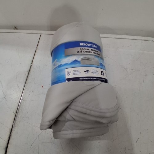 BELOW ZERO COOLING THROW BLANKET - 60" X 70" - GREY (MODEL: 1991350) image 4