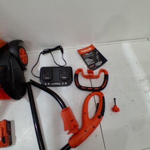 VOLTASK CORDLESS CORDLESS SNOW BLOWER WITH 2 BATTERIES & CHARGER - 16" - 48V - BLACK/ORANGE (MODEL: CSS004-160OR-CAVK/CSS004-160) image 4