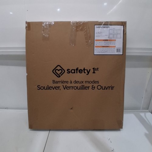 SAFETY 1ST LIFT, LOCK & SWING DUAL-MODE GATE - 28" - 42" X 26" - WHITE/GREY (MODEL: GA048CWHOF1) image 3
