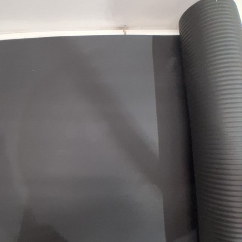 AMAZON BASICS YOGA/EXCERSISE MAT - 6FT X 2FT - BLACK image 4