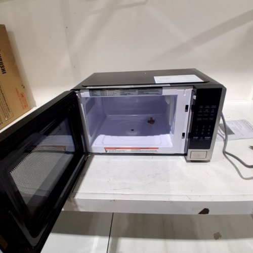 BLACK & DECKER 0.9 CU. FT. MICROWAVE OVEN, 900W image 5