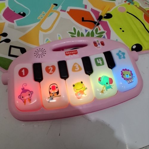 FISHER-PRICE PORTABLE BABY ACTIVITY MAT GLOW AND GROW KICK & PLAY PIANO GYM MUSICAL TOY WITH SMART STAGES LEARNING & MARACAS - 0+ MONTHS - PINK (MODEL: HWD99-9663) image 2