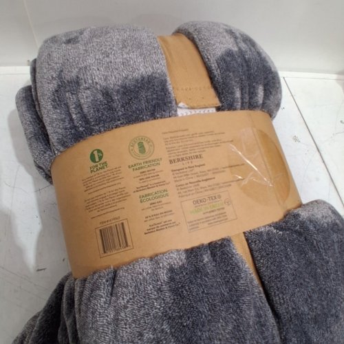 BERKSHIRE ECO SOFT FLUFFY PLUSH BLANKET - QUEEN - GRAY image 3