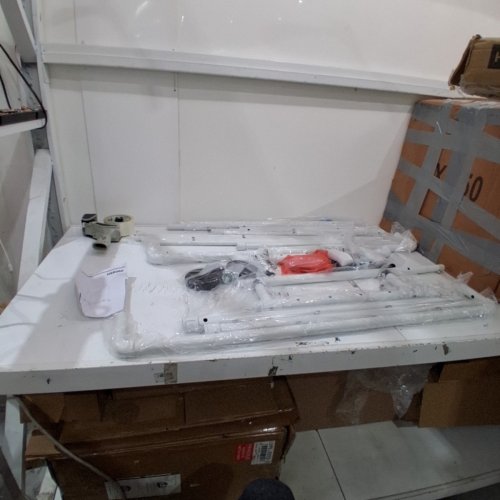 SONGMICS CLOTHES RACK WITH 2 CLOTHES RAILS AND SHELF - WHITE - (MODEL : HSR060W01V1) image 2