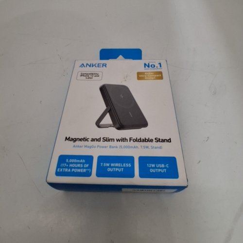 ANKER MAGGO SLIM MAGNETIC WIRELESS POWER BANK WITH STAND - 5000MAH - 7.5W - BLACK (MODEL: A1618) image 5