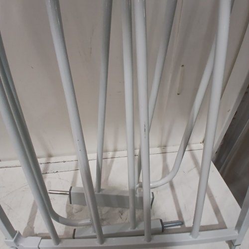 REGALO EASY STEP SAFETY GATE - 29"- 38.5" - WHITE (MODEL : 1160-DS) image 3