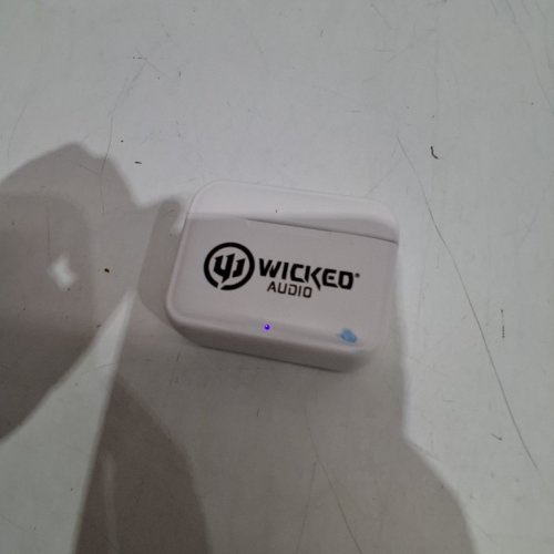 WICKED AUDIO APOC HANDS FREE TRUE WIRELESS HEADPHONES -27H BATTERY - WHITE (MODEL: WITW5251) image 3