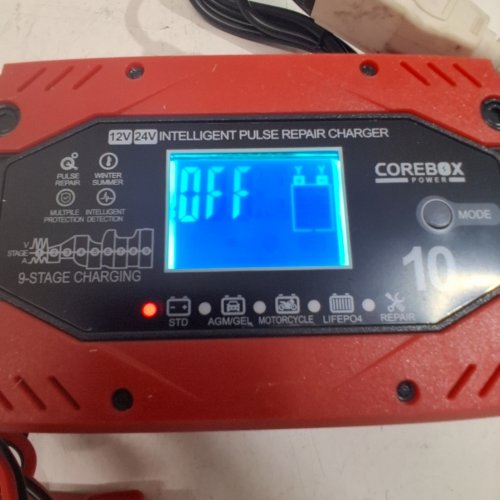 COREBOX SMART BATTERY CHARGER AND MAINTAINER - 12 V 10A; 24 V 5A - RED AND BLACK (MODEL: H-10CD) image 2