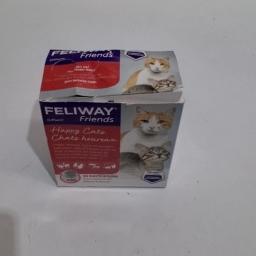 FELIWAY MULTICAT CALMING AND COMFORT DIFFUSER- 30 DAY STARTER KIT image 4