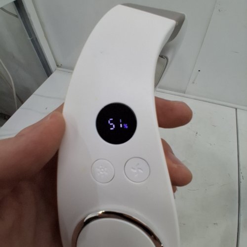 NECK FAN WITH COOLING PLATE - WHITE (MODEL: ZLGB01) image 2